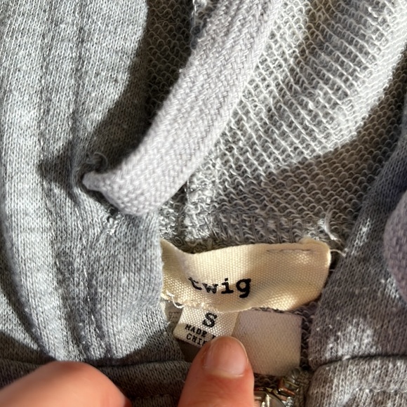 Grey Zip Up - Picture 3 of 3